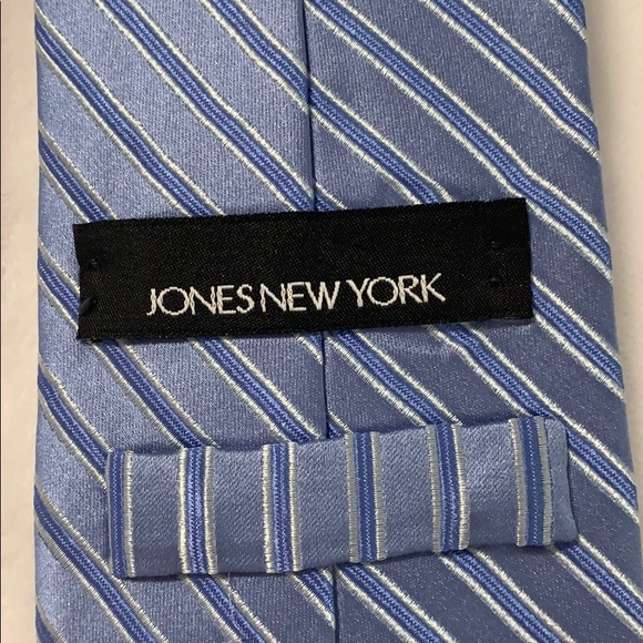 men’s tie - Picture 3 of 3